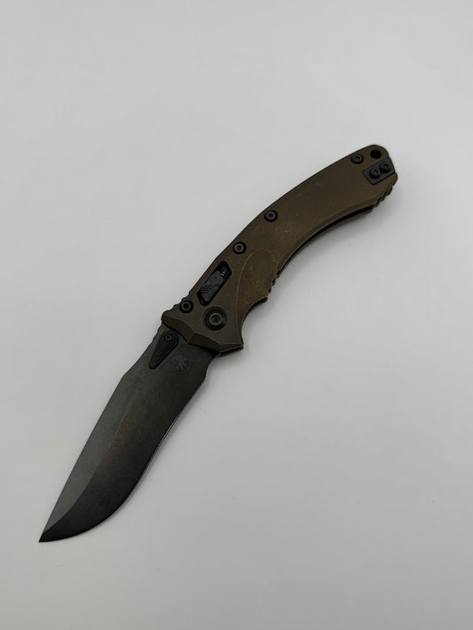 AMPHIBIAN RAM-LOK MARFIONE SELECT DLC STONEWASH FINISH ANTIQUE BRONZE ANODIZED SLAB SIDE TITANIUM W/ DLC TITANIUM ACCENT DLC DOUBLE VAPOR BLAST STAINLESS