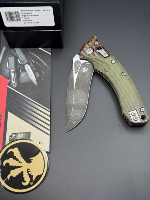 img_8001 Microtech Amphibian RAM-LOK S/E Outbreak Signature Series