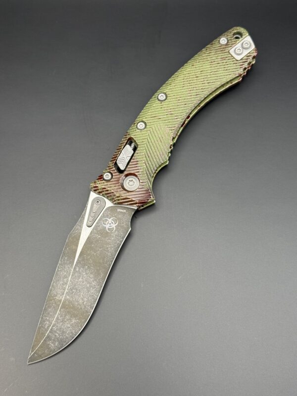 img_8009-2 Microtech Amphibian RAM-LOK S/E Outbreak Signature Series